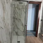 Guest house Luxury House