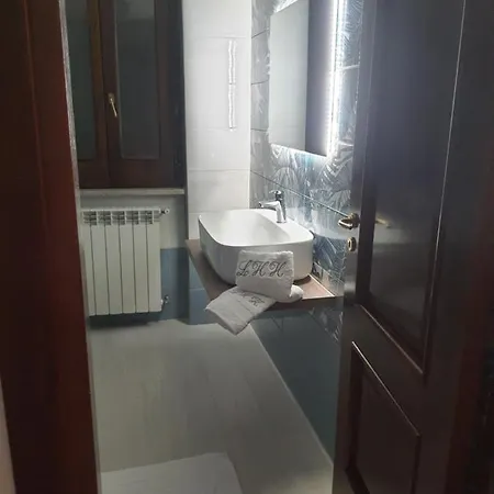 Luxury House 4* ديامنتي