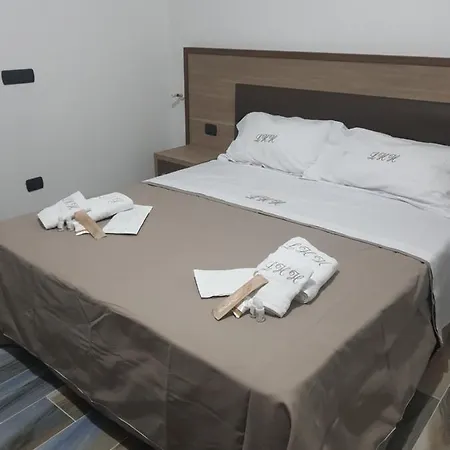 بيت ضيافة Luxury House 4*