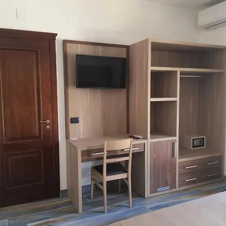 Luxury House 4* Диаманте