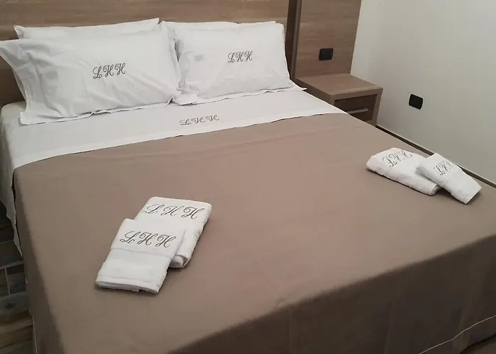 Luxury House Гостевой дом